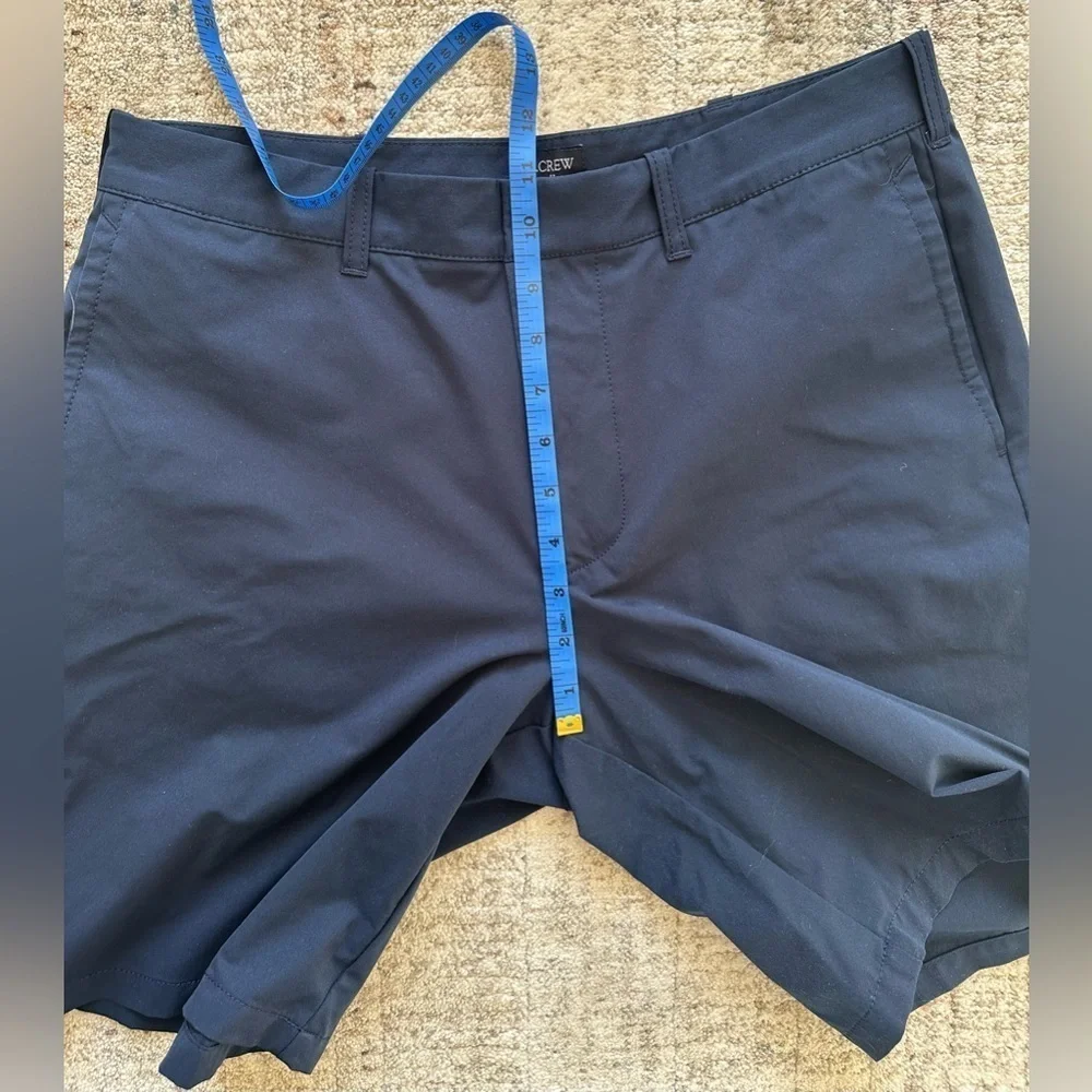J Crew Men’s 9” Navy Shorts - Size 32 - Snap Button/Zip Closure